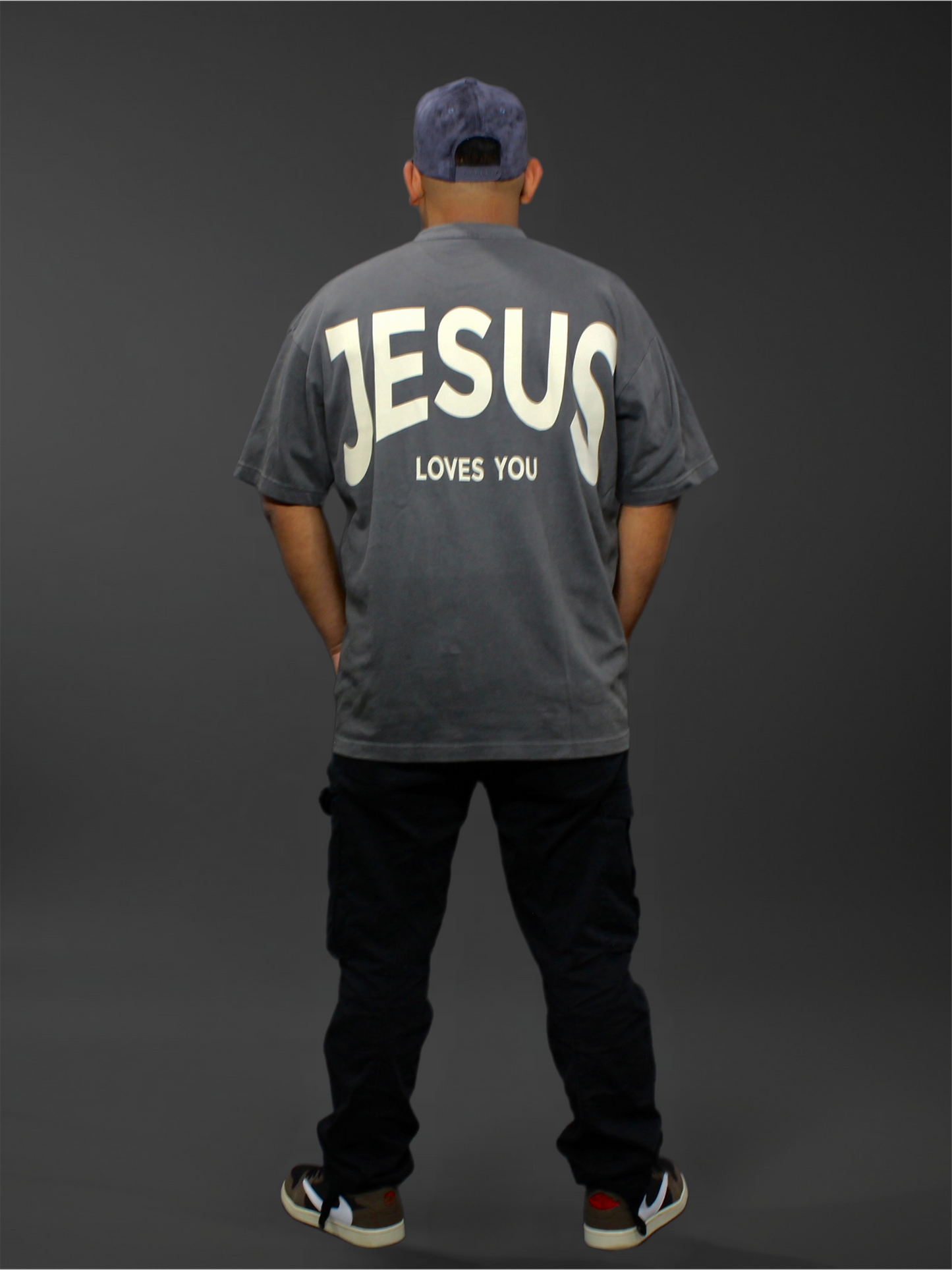 JESUS LOVES YOU
