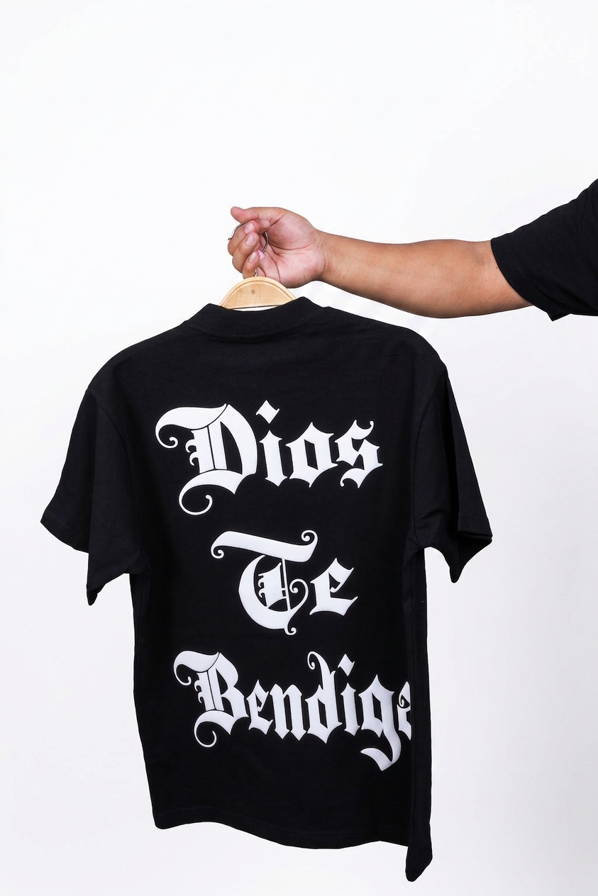 DIOS TE BENDIGA TEE